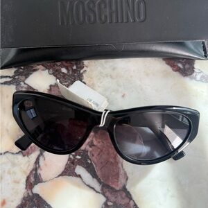 NWT Moschino Black Cat-Eye Sunglasses